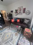 "Stay A While" Couples Retreat - One Block from Main Street!