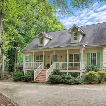 Beautiful Updated Lake House w/ private deep water dock