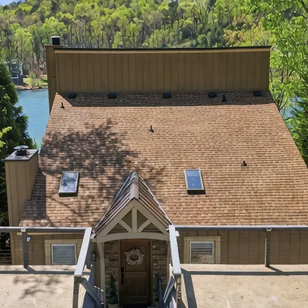 Lakefront -Heated Pool -EV Charger -Dock -Fire Pit -Kayaks -Game Room