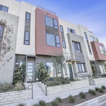 La Harbor View with Private Rooftop and Free Tesla Charger