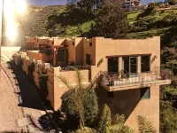 "Santa Fe style at the Beach" - 4-Star