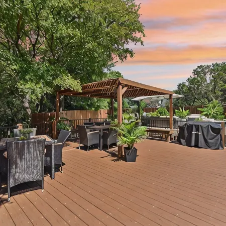 Private Pool & Hot Tub-Large 4Br Family Home Near Austin-Sleeps 12!