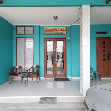 Hotel Surabaya Jaya Bandara Soetta