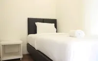 Premium 2Br Tamansari Panoramic Apartment by Travelio - Parking
