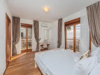 Pietra Mare Apartments - Motels