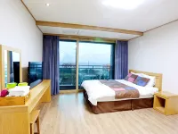 Jeju Resort Hotels near Geumsungdang