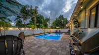 Dip n' Sip Oasis: Heated pool, close to the beach & Atlantic ave! - Pools