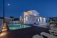 Villa Nettuno, enchanting contemporary villa, seafront , with pool -  Holiday Villas