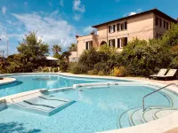 Hotel Villa Maremonti - Airport Shuttle