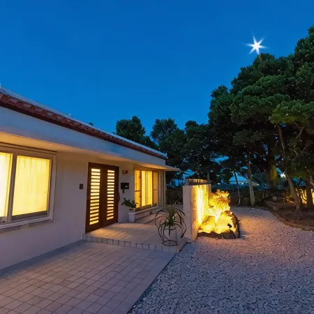 Minamijujisei Resort Ishigaki Shiraho Nostalgy Garden