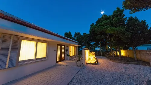 Minamijujisei Resort Ishigaki Shiraho Nostalgy Garden