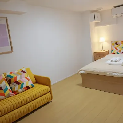 Mi-HOTEL KOMAGOME Hotel dekat Taman Asukayama