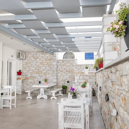 Katerina Roza Studios - Heartfelt Hospitality in the City