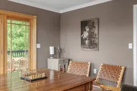 Lakes Region Home, Close to Hiking, Golf and More - 3-Star