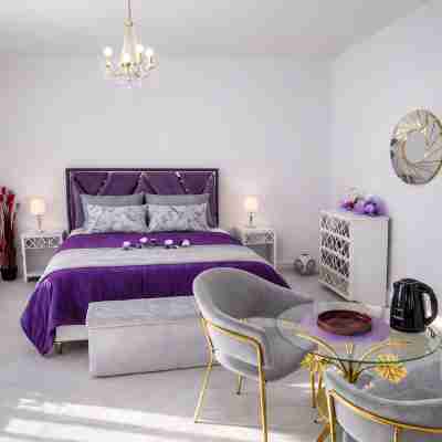 A Lot Of Cahors Rooms