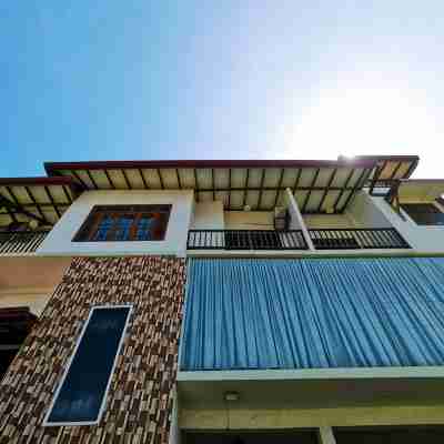 Avendra Villa Hotel Exterior