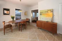 Classic Bright Modern Spacious 1bd/1ba Apartment