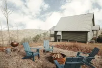 Stunning Long Range Views: Mountaintop Cabin w/ Private Sauna + Outdoor Fire Pit - 3-Star