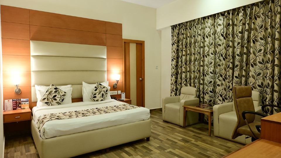 Grand Continental Hotel