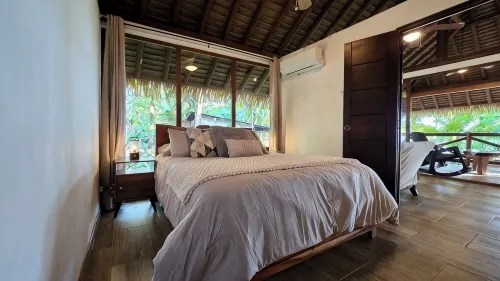 Tropical Beachfront Home in Cambutal - 3-Star