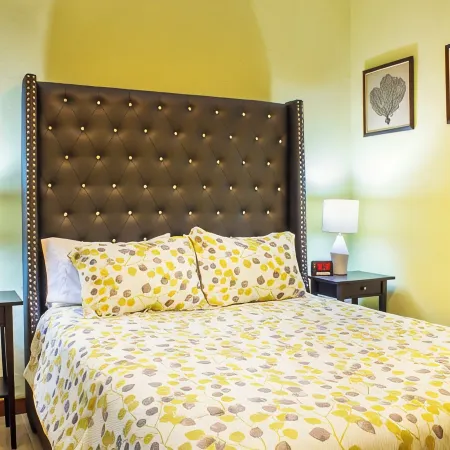 Casa Venus #2 - Comfortable 1-bedroom apt walking distance to Isla Verde beach.