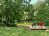 MountainWaters - Mtn, River, Relax! - Hottub, Private Riverfront, Firepit.