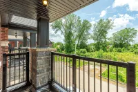 Chic Retreat Near Niagara Falls - บังกะโล