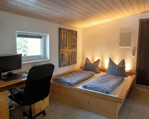 Vacation apartment in Hallbergmoos, near Munich Airport, Therme Erding 할버그무스 호텔