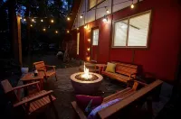 Welcoming cabin in Mt. Hood Corridor