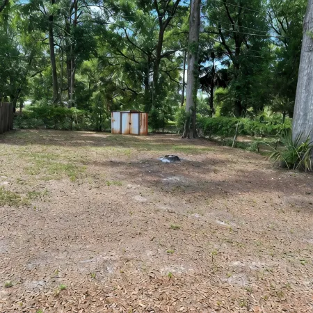Cozy 2-bedroom house in charming Chiefland with WiFi, AC
