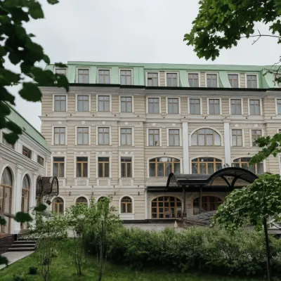 Tsar Palace Luxury Hotel & Spa - parking