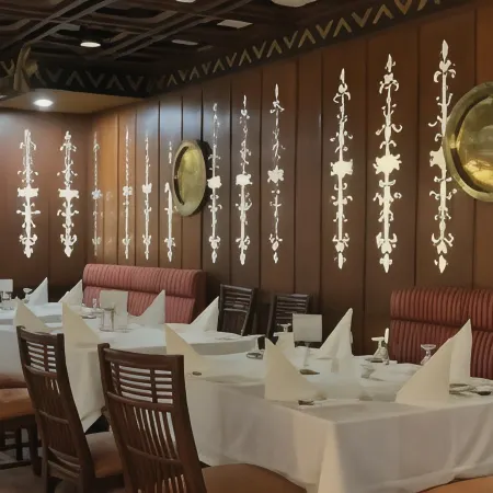 Oasis Hotel