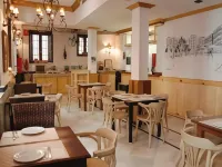 Hotel Plaza Nueva Granada Hoteles cerca de Palacio de Dar-al-Horra
