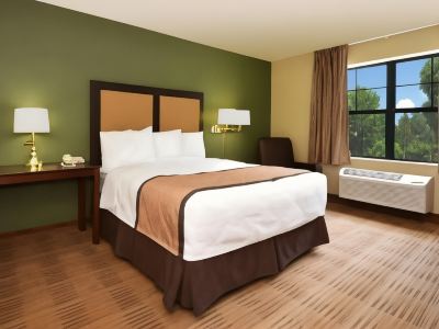 Extended Stay America Suites - Fort Wayne - South