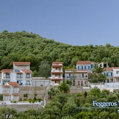 Fengeros Village Hotel dekat Pantai Skiathos Plakes