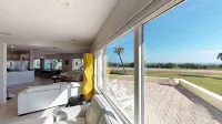 Spacious Oceanfront House has Private Pool, Ocean Deck and Panoramic Ocean Views - 4성급