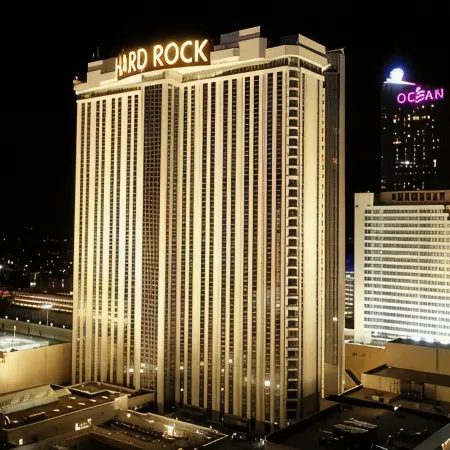 CozySuites at Showboat