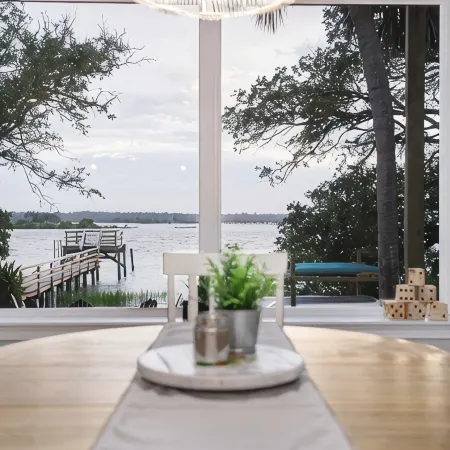 Gorgeous Waterfront w/ Golf Cart! 4 bds, 3.5 ba! Sleeps 12