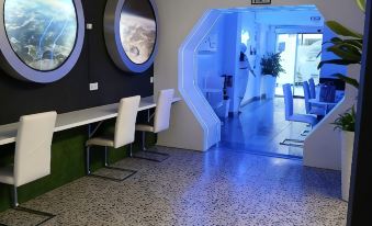 Capsule Inn Valencia Hostel