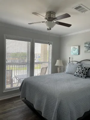 Beautiful beach/sunset view 2BR/2.5 bath Condo off the Mississippi Gulf Coast!