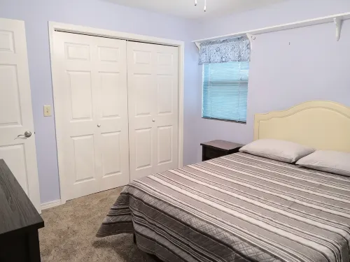 Cozy country hideaway just outside Neosho, No pets and No smoking - 2-Star