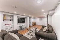 Gorgeous l 3 Season Porch l Dry Bar l Fireplace - Wifi