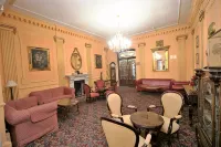 Bristol Hotel