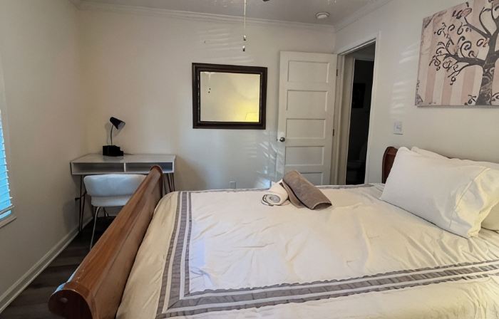 Beautiful, Cozy home in Concord providing a spacious & tranquil retreat