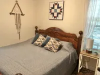 Jocasee Landing Lake Cottage - 1 mi from boat ramp! - 2-Star
