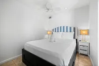 Charming 1-bedroom, beachfront condo in marvelous Longboat Key - Balkoner