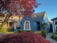 4 big bedrooms 2bathroom with tub and shower6mins to airport 20mins to downtown - Bungalows