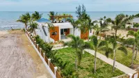 Mi Cielo Belize Beach House near Hopkins Village Hotels in 
