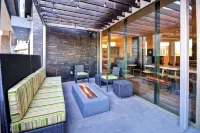 Home2 Suites by Hilton Los Angeles Montebello - parking