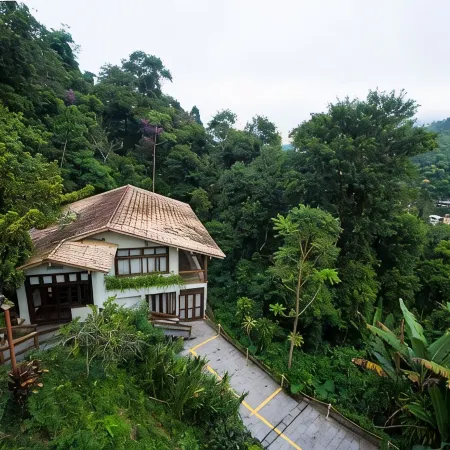 Hotel Colinas de Petropolis